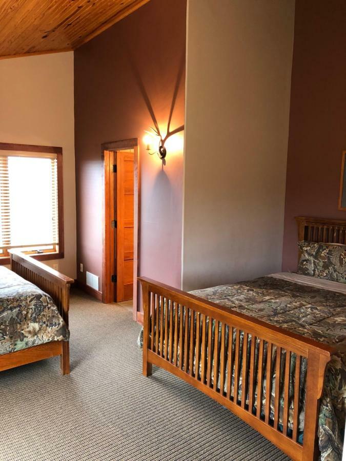 Comstock Premier Lodge Llc Sargent Exterior foto